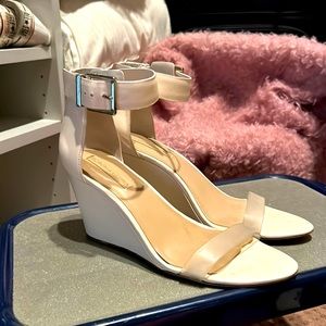 BCBG SANDAL Wedges 8.5 NUDE